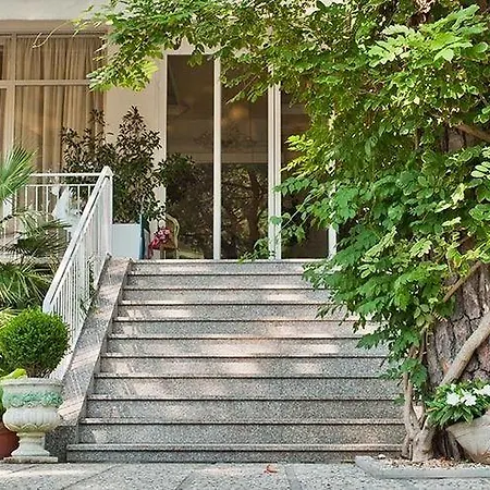 Hawaii Отель 3*