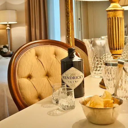 Отель Hawaii Морской Милан